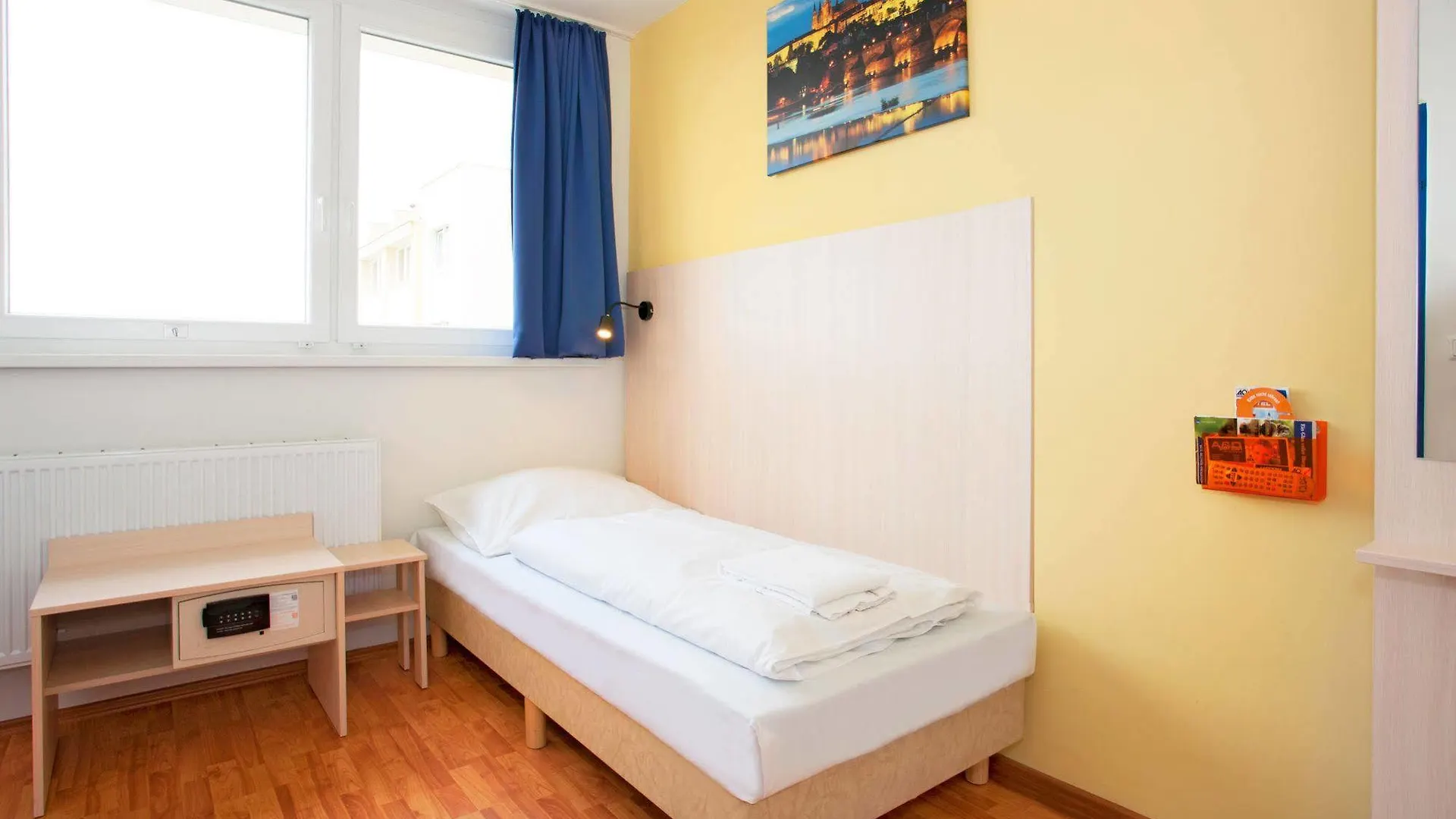 Hostal Albergue A&O Prague Metro Strizkov