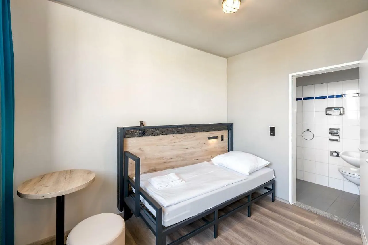 Hostal Albergue A&O Prague Metro Strizkov